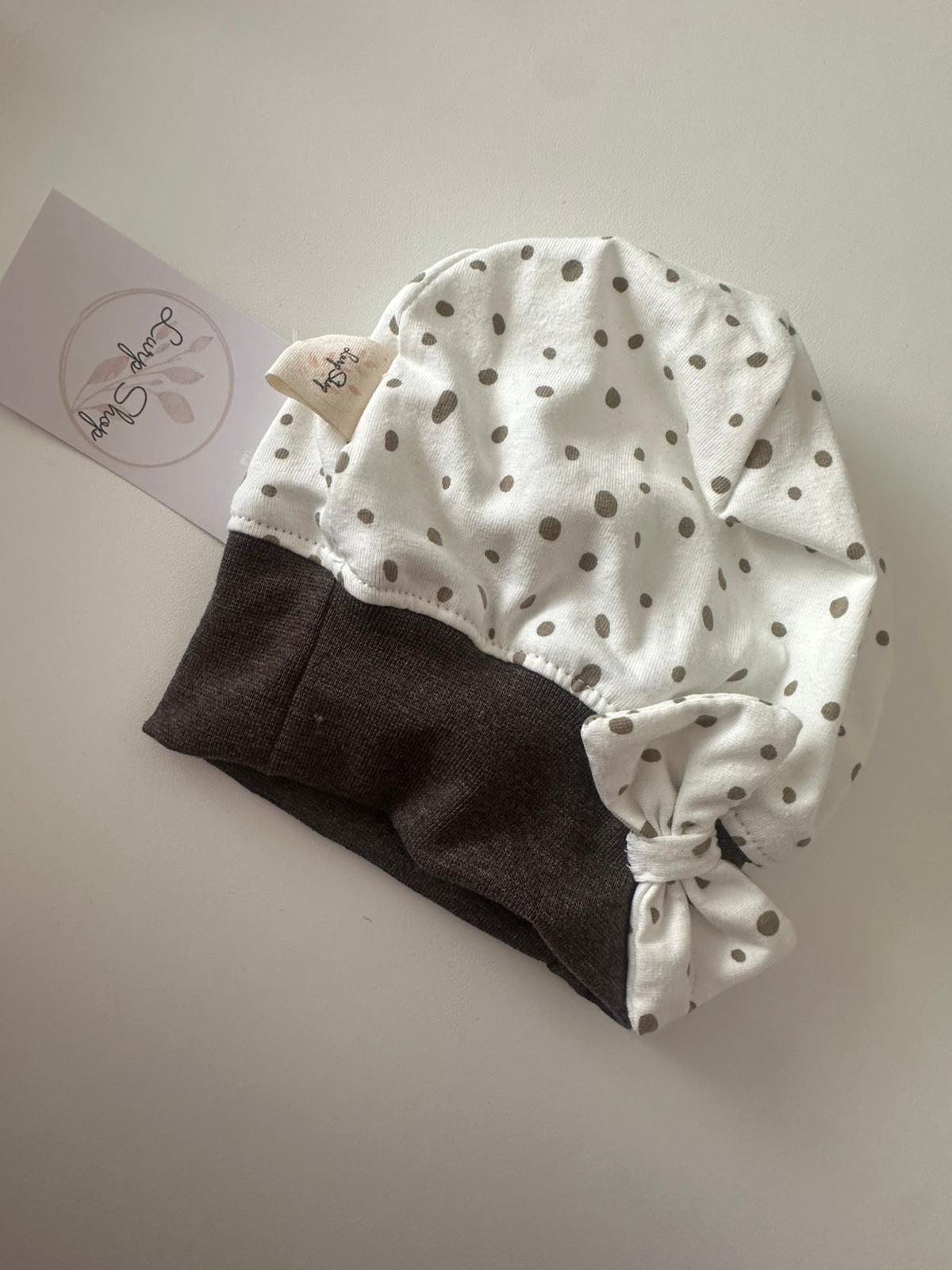 Pünktchen Babymütze
