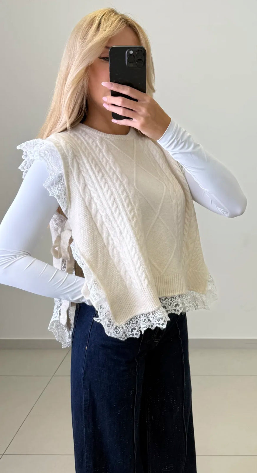 Pullunder mit Spitze