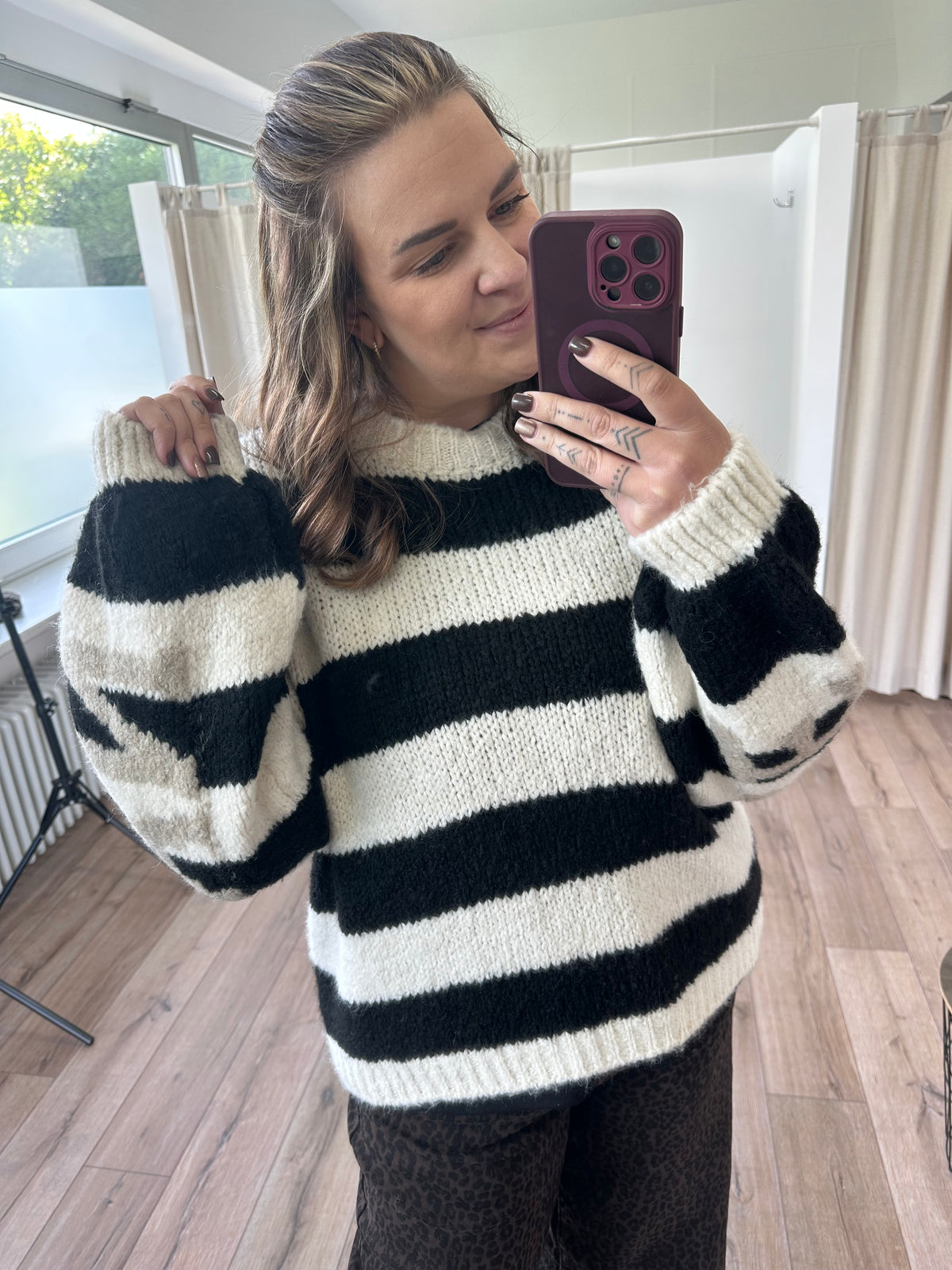 Strickpullover Namaste gestreift