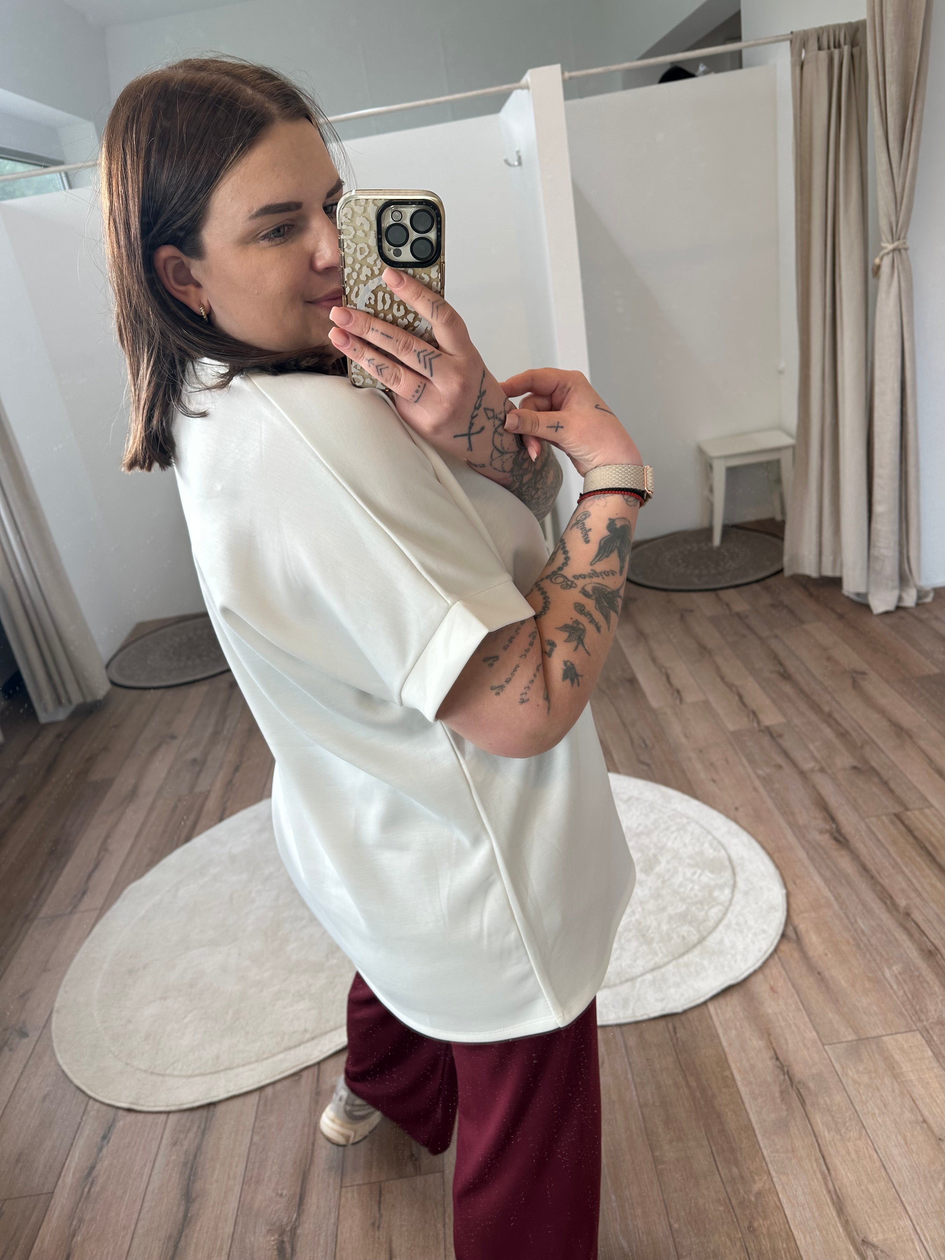 Curvy Basic T-shirt