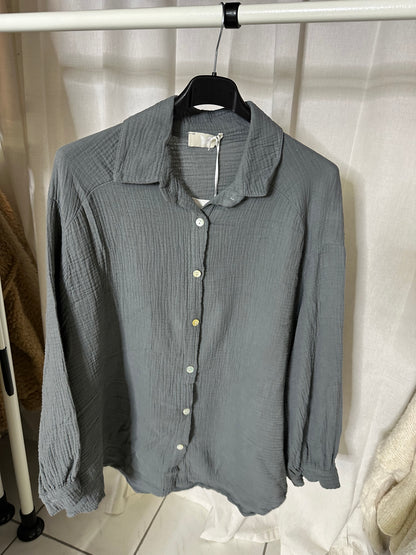 Kurze Musselinbluse