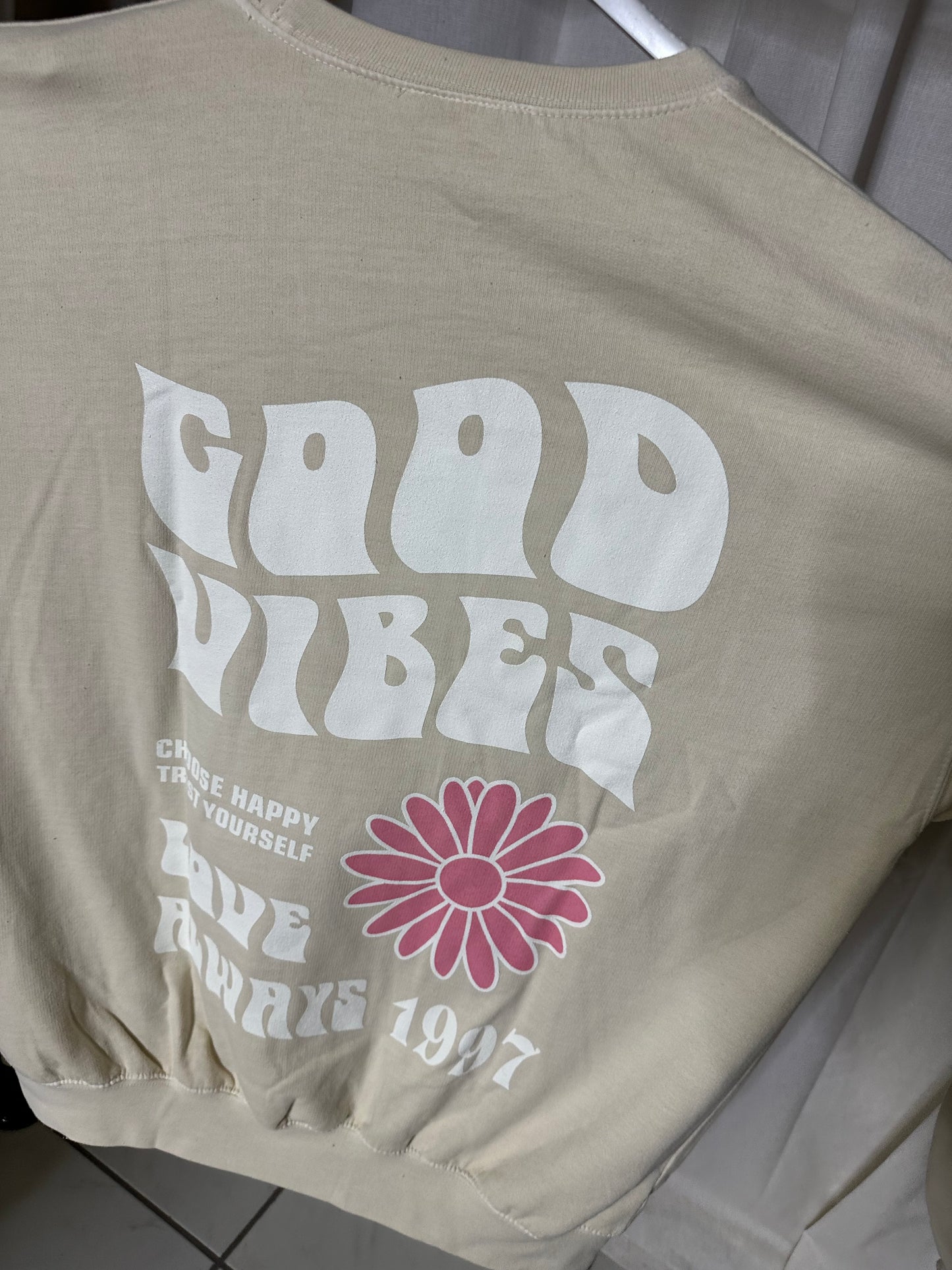 Sweater Good Vibe