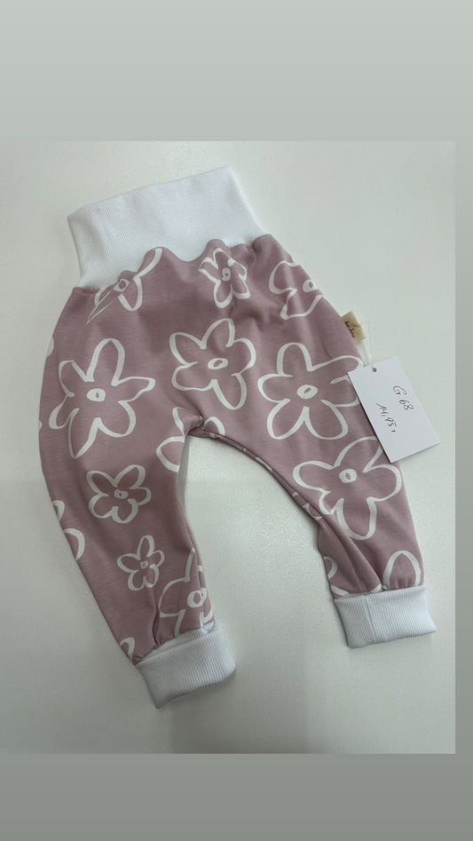 Flowerpower Pumphose Handmade
