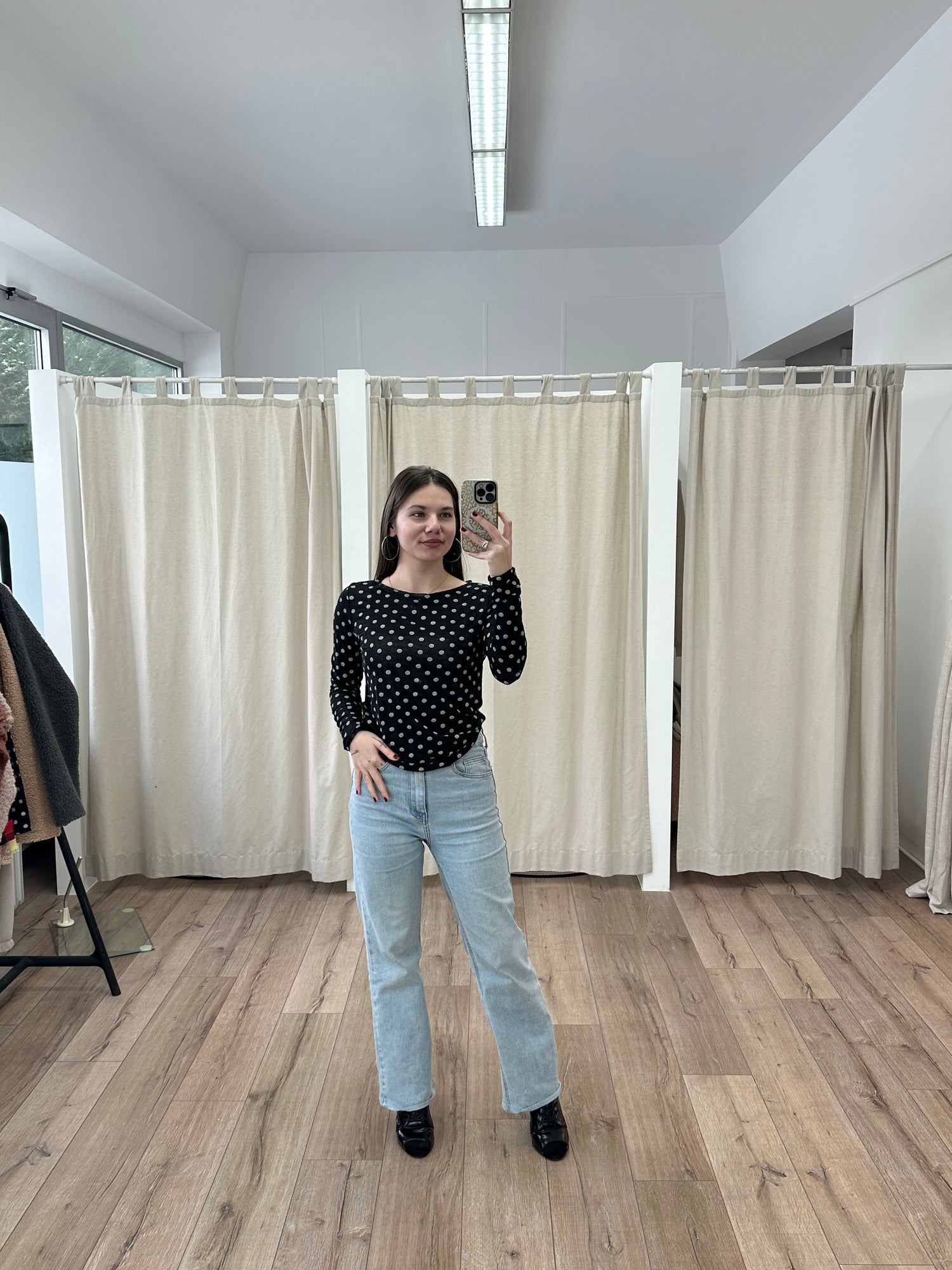 Gepunktetes Curvy mesh Langarmshirt