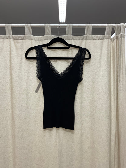 Ripped top mit Spitze