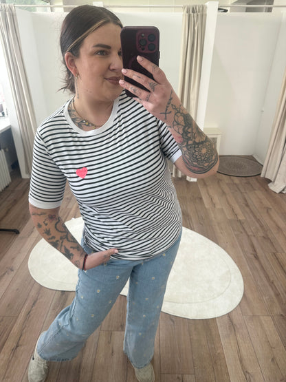 T-Shirt gestreift mit Herz