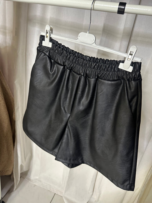 Shorts Leonie schwarz