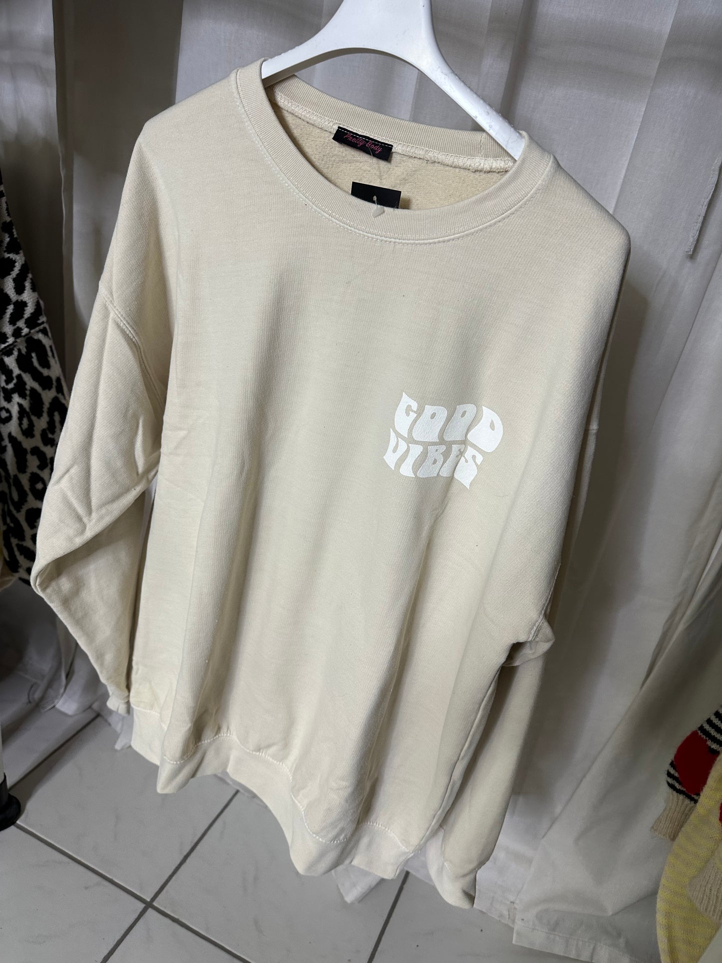 Sweater Good Vibe