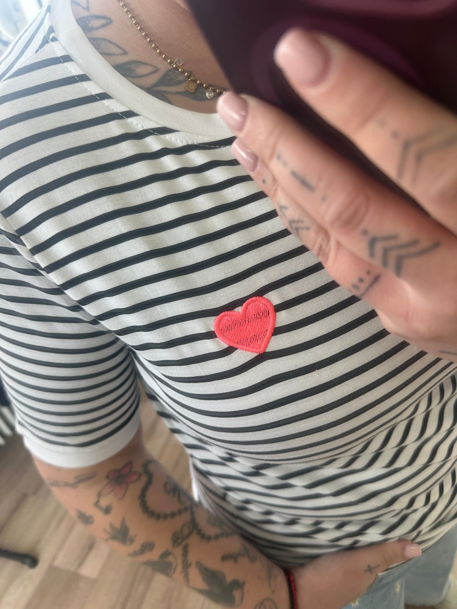 T-Shirt gestreift mit Herz