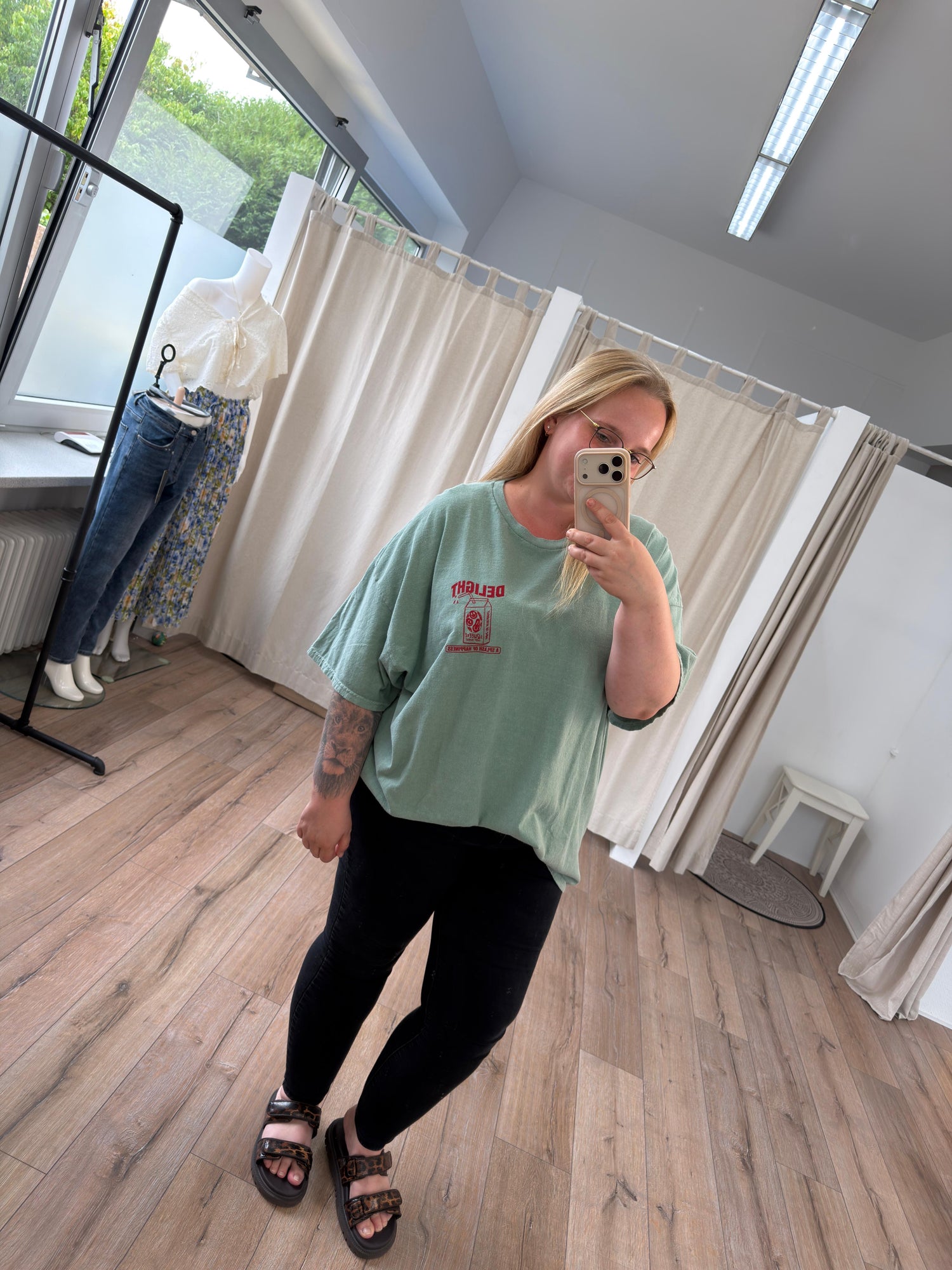 Oversize Shirt Trinktütchen