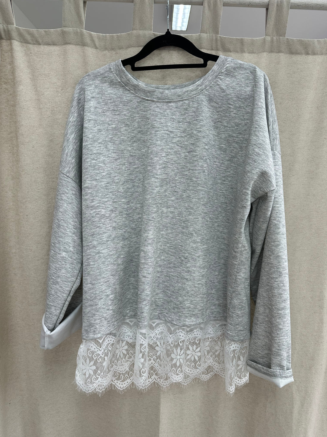 Sweater mit Spitze